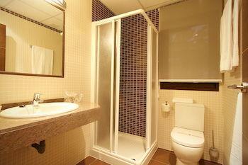 Hostal Avenida Barajas Madrid Luaran gambar